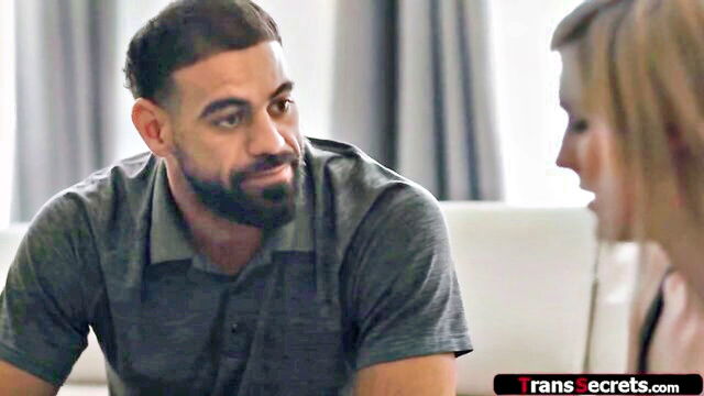 ella hollywood - tranny ell hollywood anal