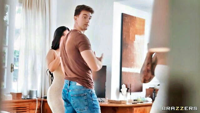 Sara Retali, Mariana Martix, Mariana, Sara - brazzers big titty friend