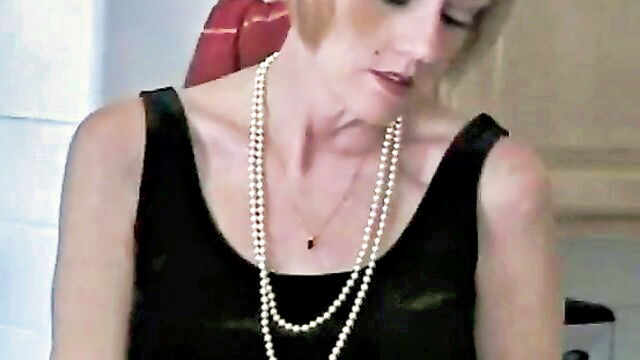 amateur, grannies, milf - amateur granny weenie sucking