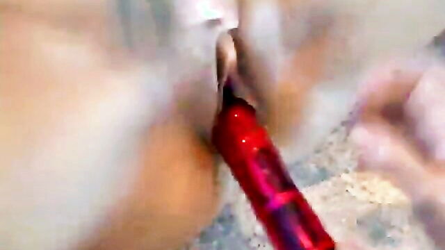 kitchen threesome milf