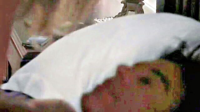 leela tomas, natasha henstridge - natasha henstridge cheating scene