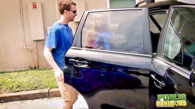 kendra lynn - kendra lynn public handjob