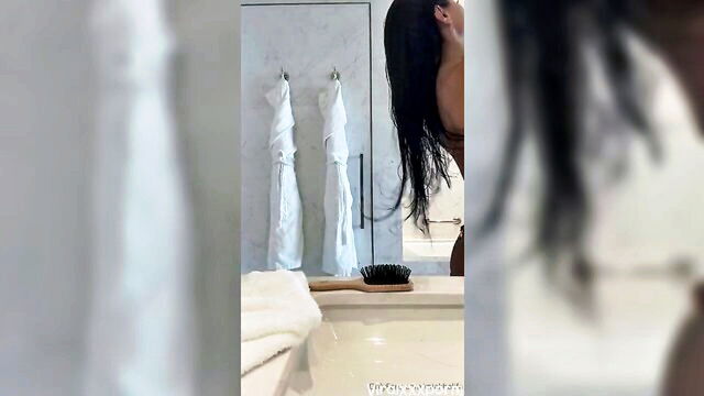 Mia Khalifa - mia khalifa shower tease