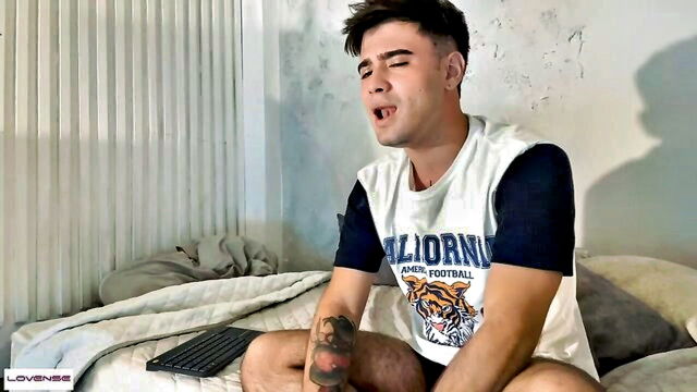 record private, zacksullivan_, male webcam - squirt jacking video