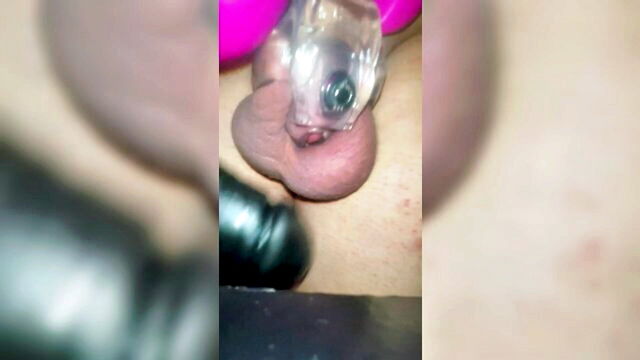 czech, amateur, cumshot - clitoris with sex tool