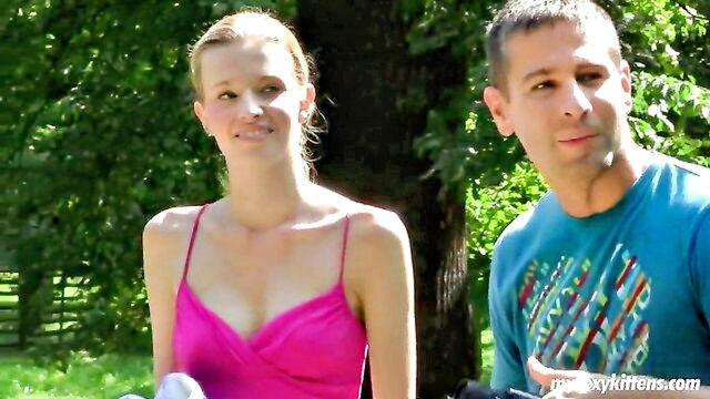 outdoor pussy pounding