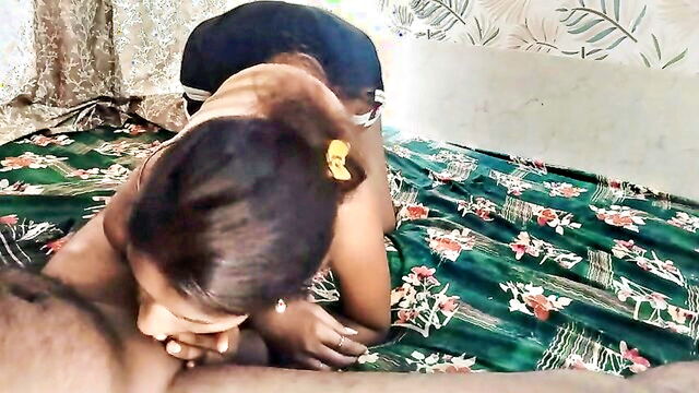 indian bhabhi priya deep blowjob