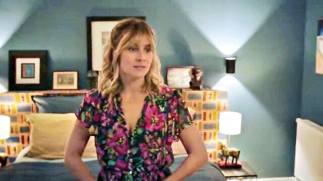 caterina murino, julie de bona - swingers la maison en face