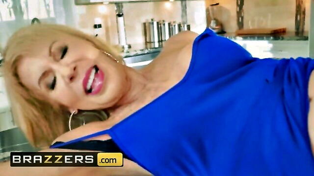 gmilf erica lauren pounded hard : Big Ass