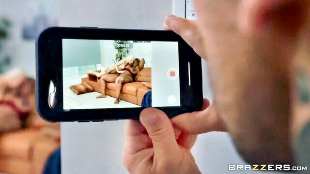 kenzie reeves - black lesbian ass fucks kenzie reeves