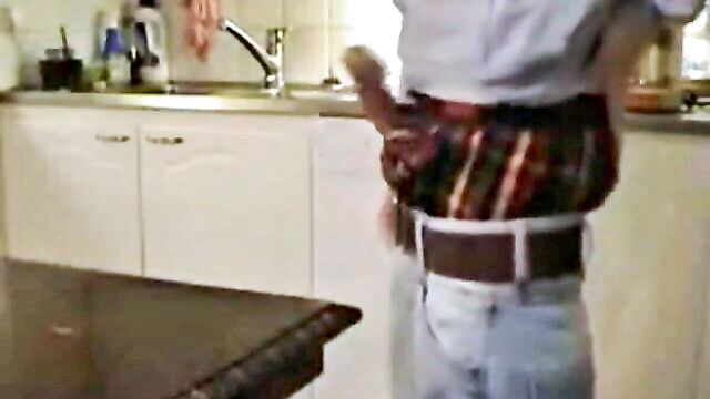 amateur, handjob, cum - gay stream on the table