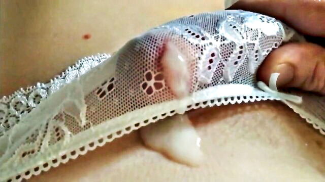 handjob, masturbation, amateur - jizz in undies