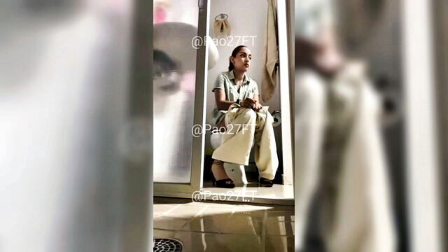 poop, shitting, pooping - beautiful latina pooping