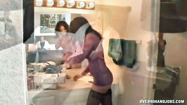 zoey holloway - sweet milf handjob milfs