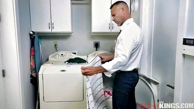 filthy rich, skyla sun - skyla sunesterday ass sex