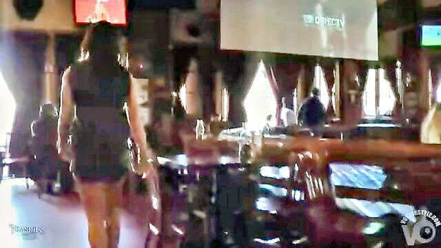masturbates, beauty, restaurant - girl masturbating in restaurant