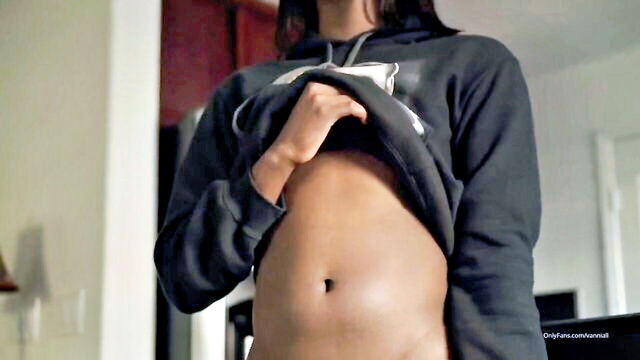 vanniall cock sucking