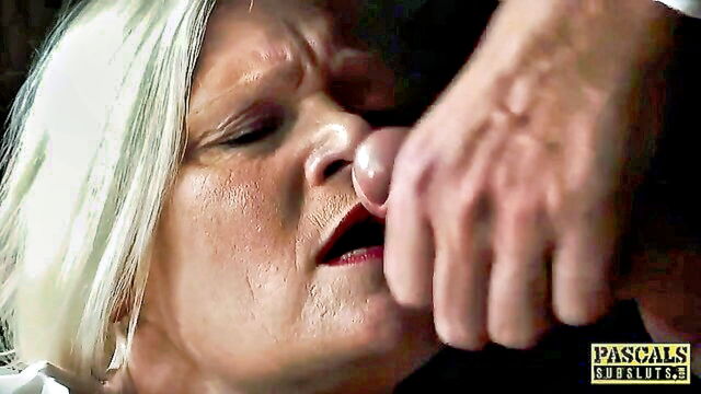 closeup, big boobs porn, british - british gilf fucked by dildo
