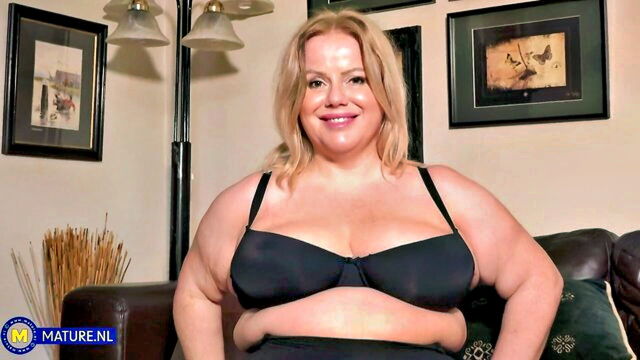 mature, bbw, solo girl - dildo action with horny mature blonde