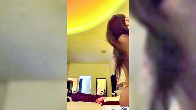 Mia Khalifa - mia khalifa reading video