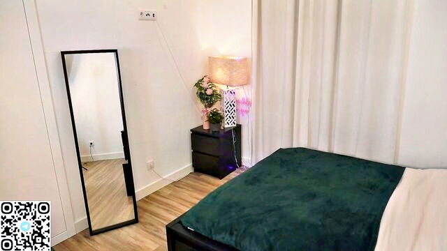 yess kiki - yesskiki bigboobsflatbutton