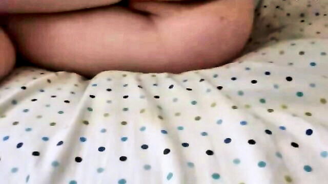 nude, amateur, pillow - amateur urine porn