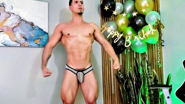 amateur, undies, muscle worship - hot young flex show