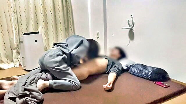 morning fuck, japanese wife, femdom handjob - amateur japanese woman wakes up to morning sex