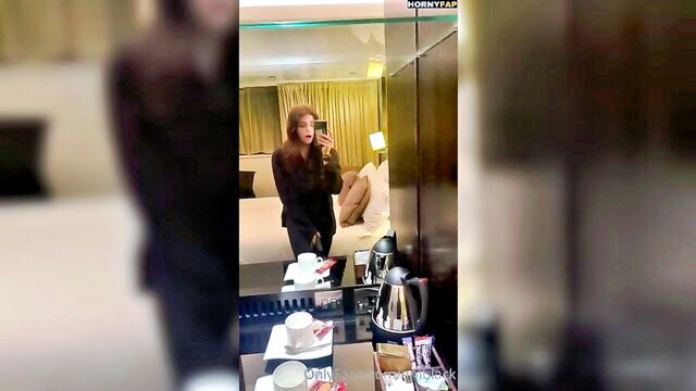 emily black nude leak