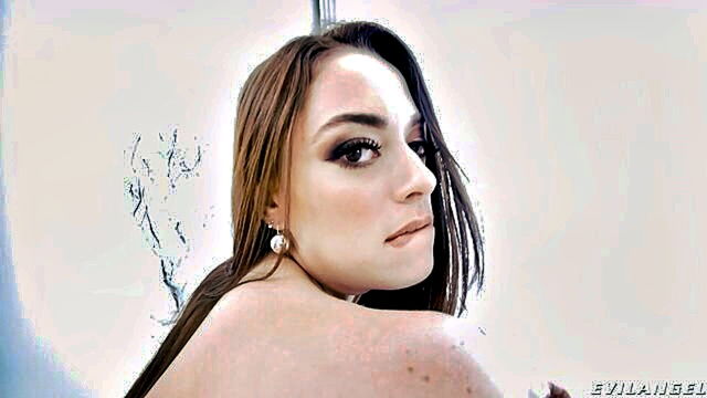 Sophia Burns - passionate encounter with voluptuous sophia burns and her curvy partner