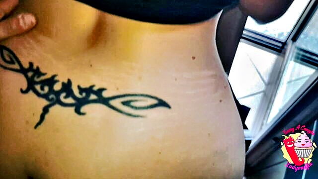 ladymuffin and tommy a canaglia - italian mom enjoys a wild orgasm after shopping and getting fucked