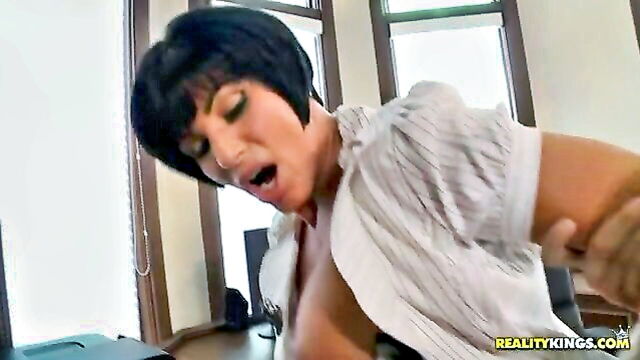 short hair brunette gets fucked deep : Big Tits Boss