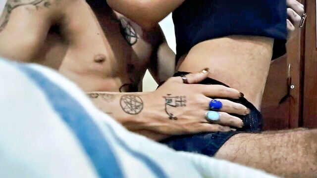 CARLOS HELLDER FILHO, Ninfetinho - femboy ass touch