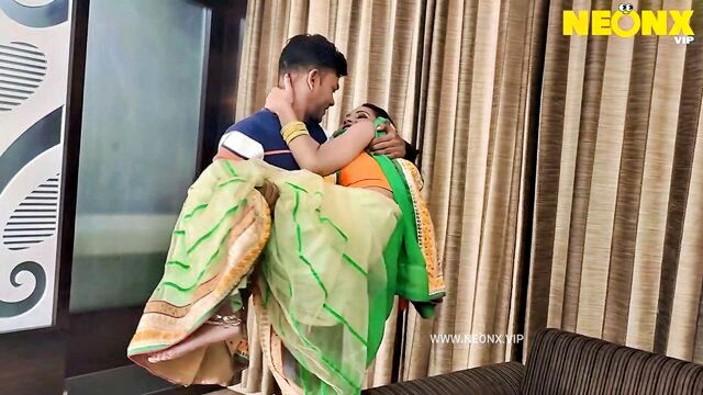 innnas hand job bondage