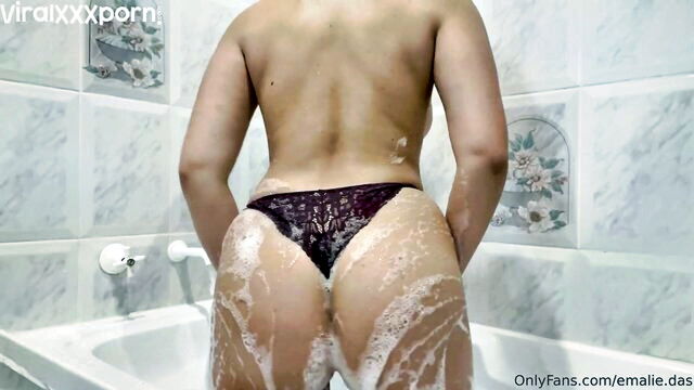 emalie das - emalie daisy sex tape