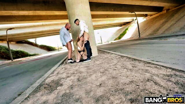 Angelique Lapiedra - public bang autobahn threesome