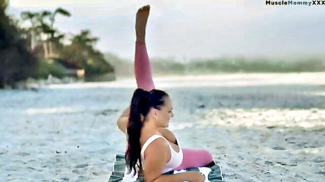 deep stretching workout : BiancaData
