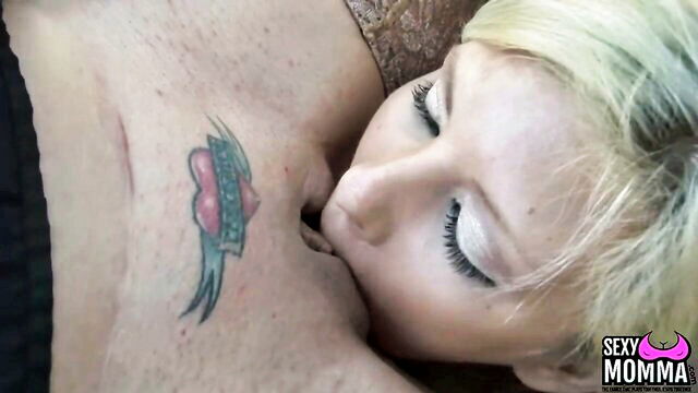 kiki daire, alessandra noir - scissoring pussy licking action