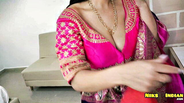 indian aunty, indian sex, desi sex - indian mom big boobs
