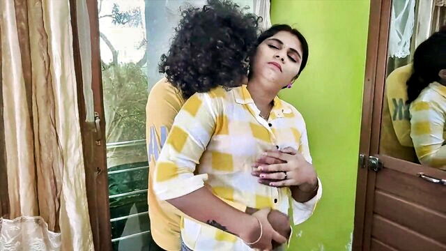 sharun raj, vaishnavy raj - desi nympho vaishnavy raj