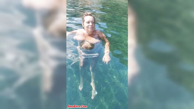 consigliati, più visti, abbronzata - acqua transparente amatoriale hardcore