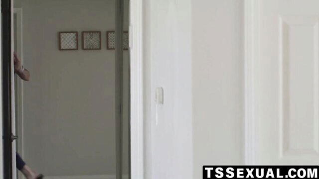 Rodrigo Amor, Zariah Aura - tranny cock sucking Transsensual