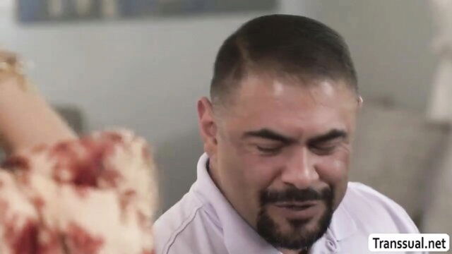 draven navarro, eva maxim - draven navarro tgirl booty fucks