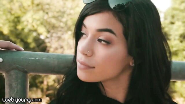 web, girl seduces, girl - web sk8r girl seduction