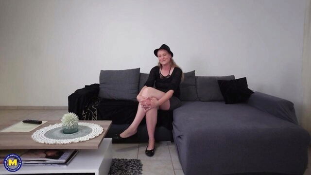 mature lana orlova cock sucking : Mature NL