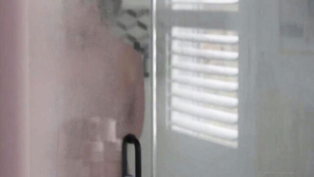 blowjob, blonde, deepthroat - gwgwiz onlyfans dm video
