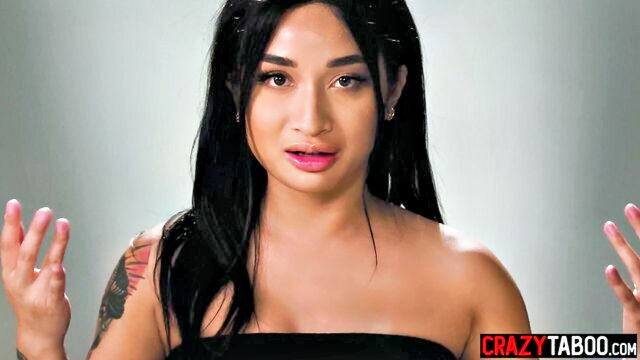 avery black - hot asian milf masturbation