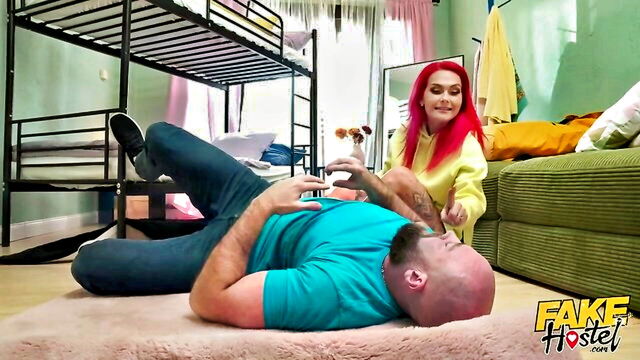 Roxi Keogh - british couple getting angry