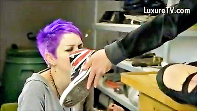 slave, unknown, feet - young lesbian foot slave