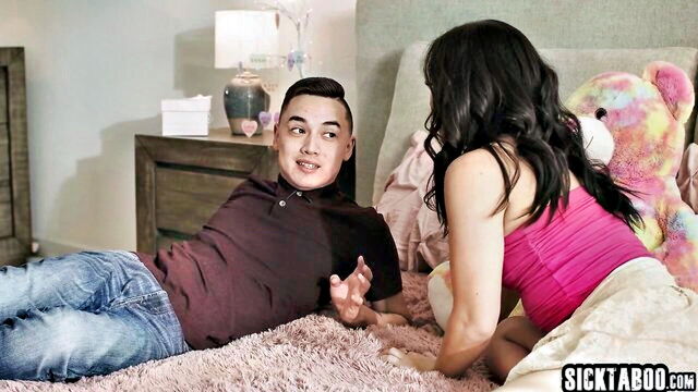 kimmy kimm - asian stepsister doggystyle sex